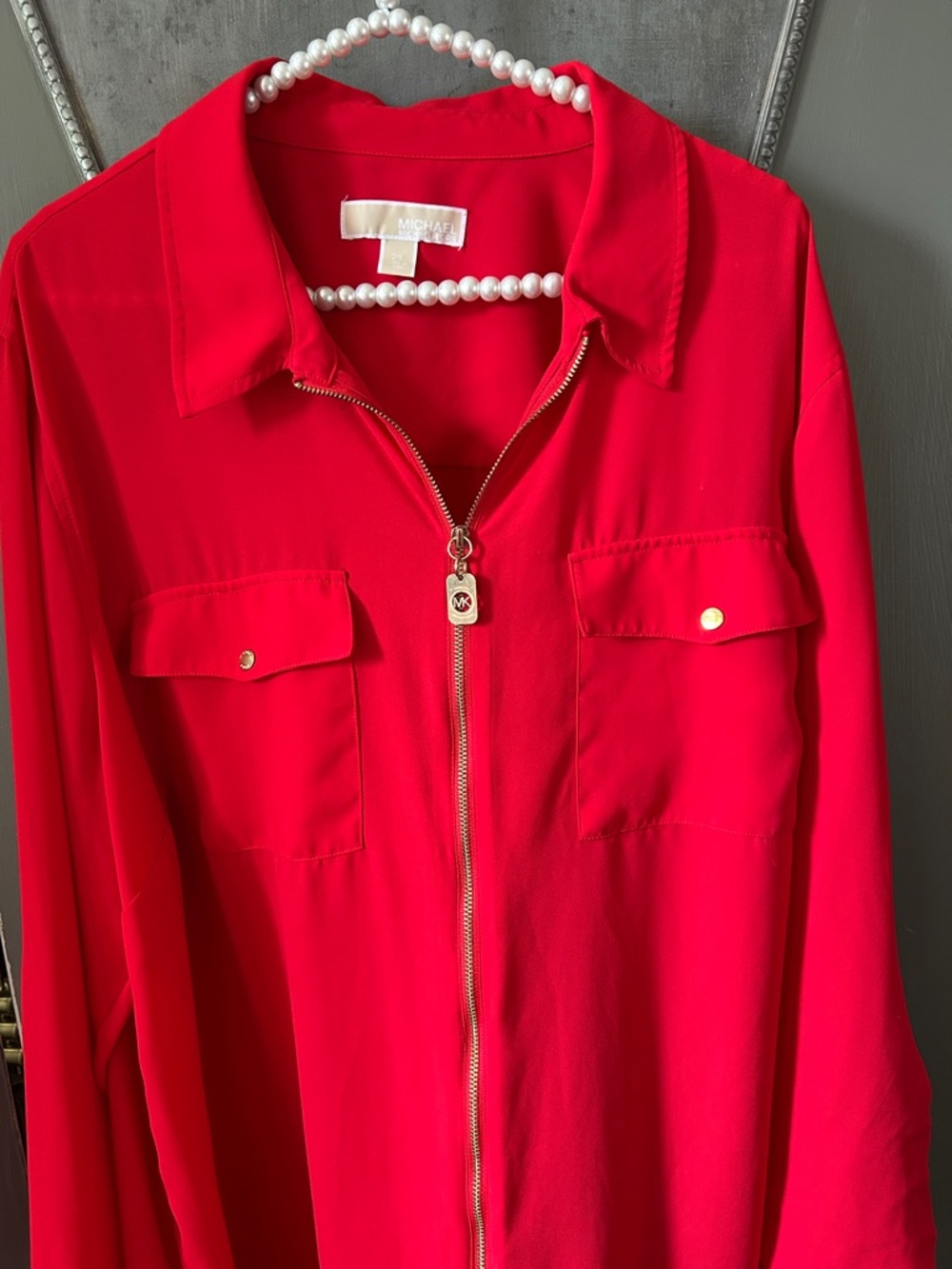 Michael Kors top 2X roll tab sleeve blouse Red Zip front Gold hardware EUC